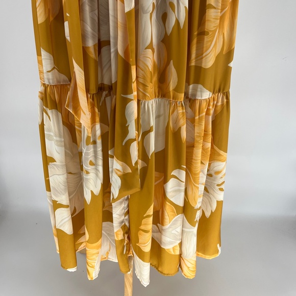 SHEIKE Leaf Print Maxi Dress - Picture 5 of 13